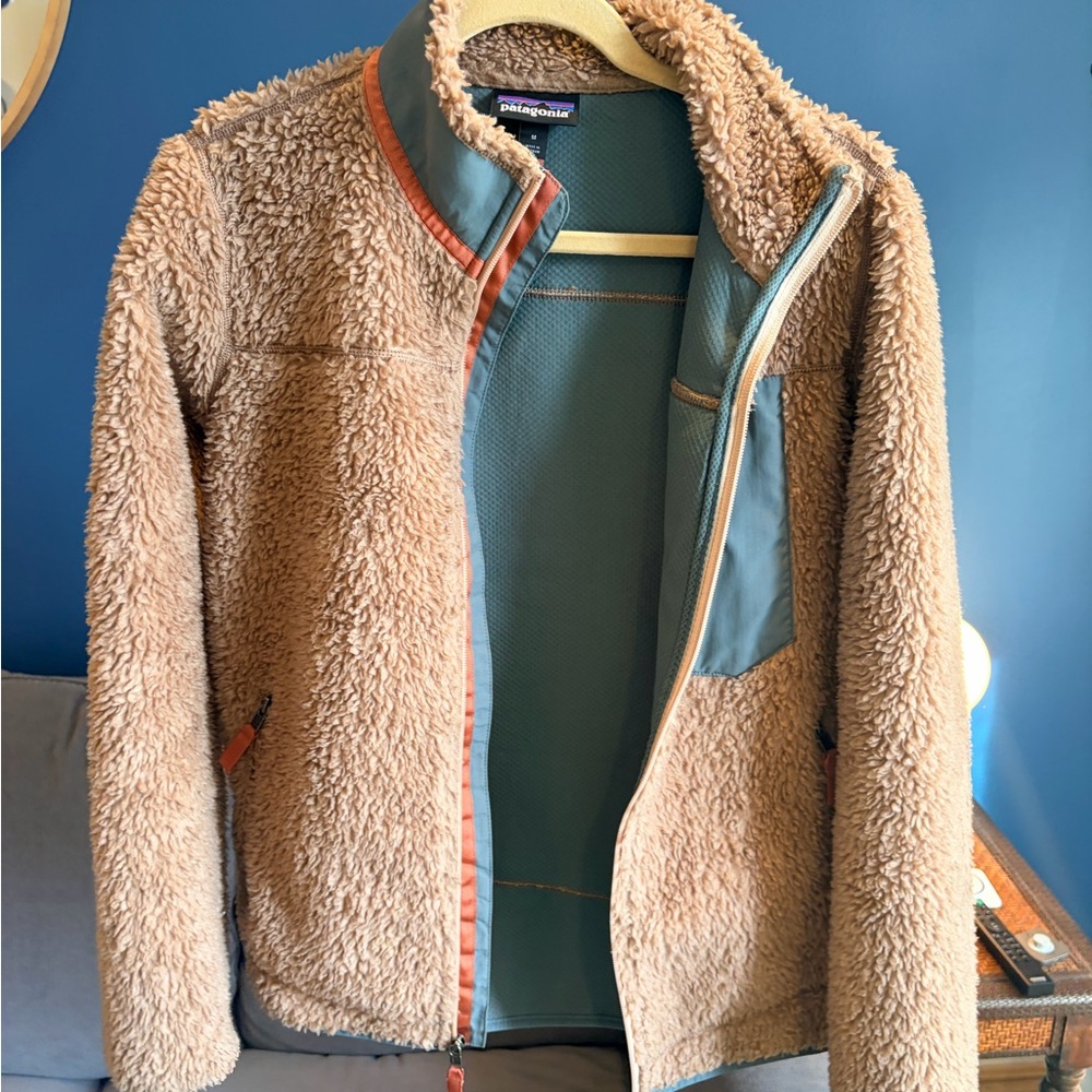 Patagonia Retro-X Tan Fleece Jacket with Light Blue and Orange Details - Picture 3 of 4